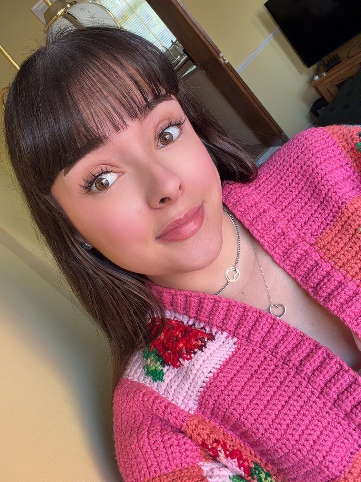 hiii everyone! sorry for not being active - 2025 was an awful year for me and from the looks of it… it wasn’t just me🥺😭

Started it off with a back injury which I had to take a few months off work for. I returned still not being at 100% (even now it’s still giving me issues) but I needed a purpose, only to find out a week later that we were being  kicked out💔

So everything including my art got put on hold. I was working like crazy to save as much as I could, constantly checking everyday for any listings… we finally moved in November. The majority of the year was living in fear because our deadline was getting closer and I truly didn’t think we’d find anywhere. I was losing hope and my sanity🥲

My mental health was rapidly declining and as a result, I had to seek more professional help towards the end of the year. 

I hate that everything became frozen for me but sometimes life just throws obstacles at you and that takes priority - it’s nice that some of my fans on TikTok reached out to say they missed me. I missed all of you!!! I cannot wait to get my set up sorted and start going live🎉💜

It’s not all doom and gloom, we‘re in 2026 and I’m determined to achieve my goals this year which includes making art again! ✏️💕

Bigger and better! I’m also going to decorate the place, try to get my driving license again, read more books and to keep my head up☺️

I hope you’ll all join me again! TikTok is the platform I primarily use and I’m planning on making another account about me!

so if you don’t want to just see my artwork, but you’re interested in other things that I do then stay tuned👀🎉💕